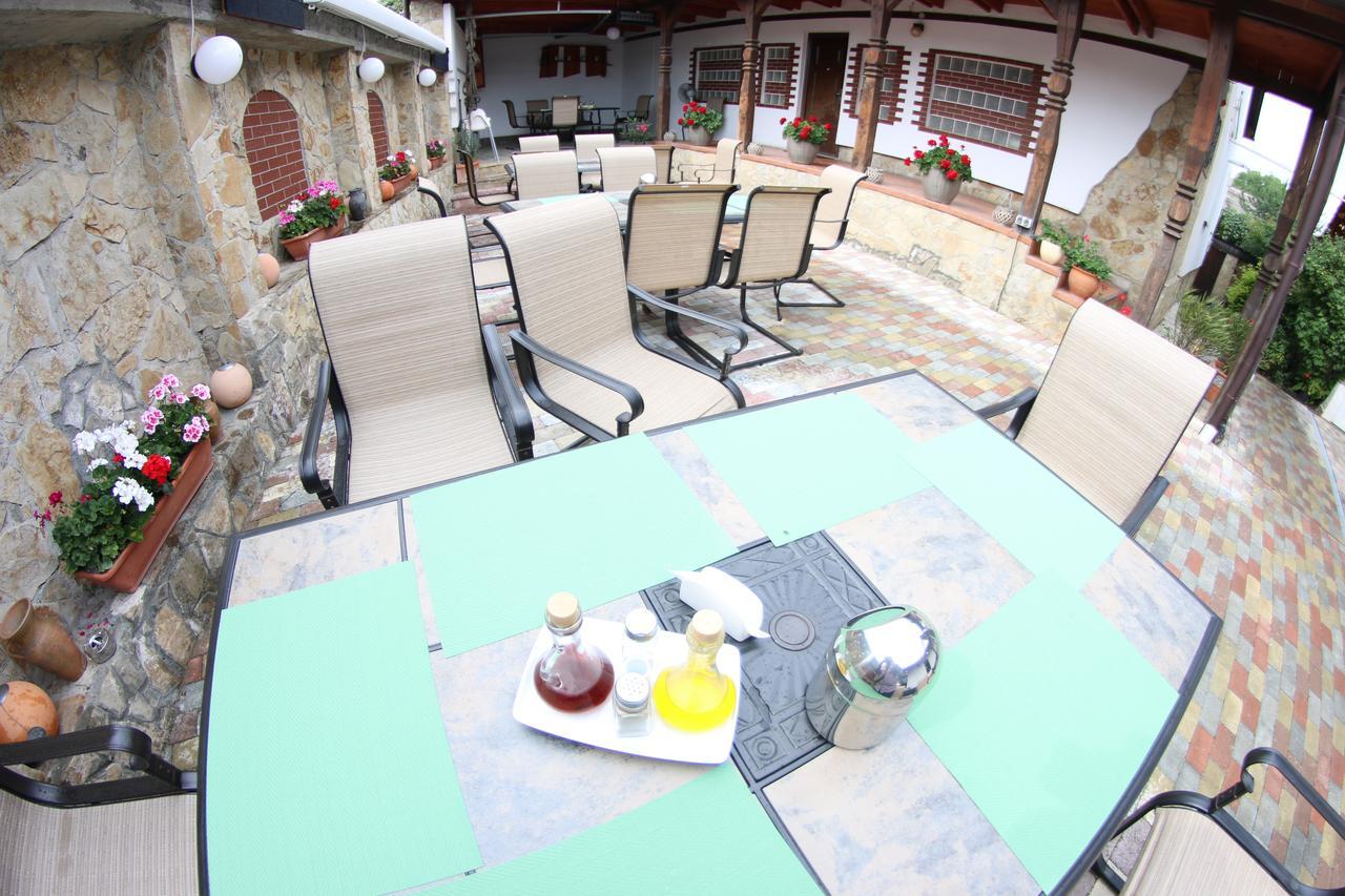 Casa Bucovineana Suceava Exterior foto